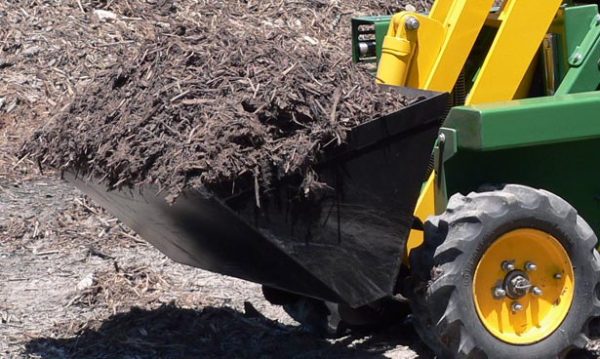 Kanga Mulch Bucket - Image 2
